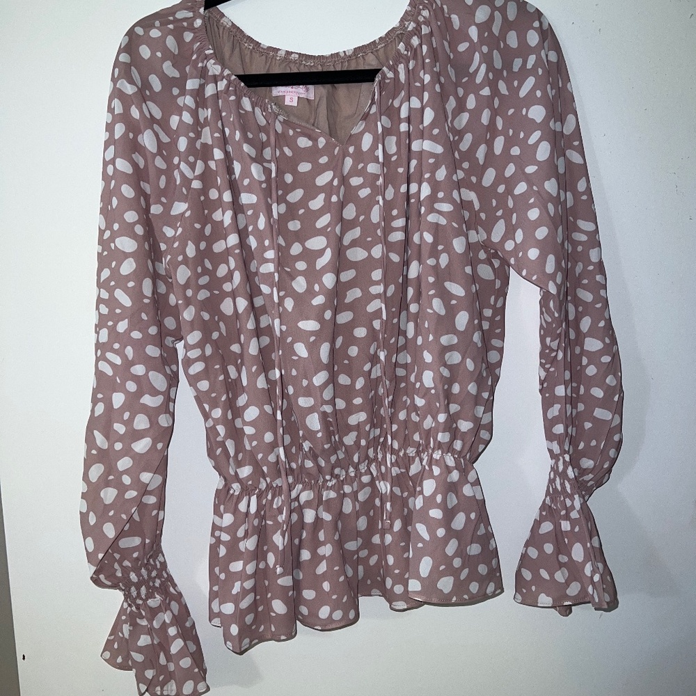Pink lily Taupe Top